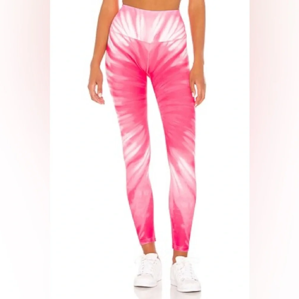 Splits59‎ Bardot 7/8 High Waist Leggings in a pink tie-dye Size Large